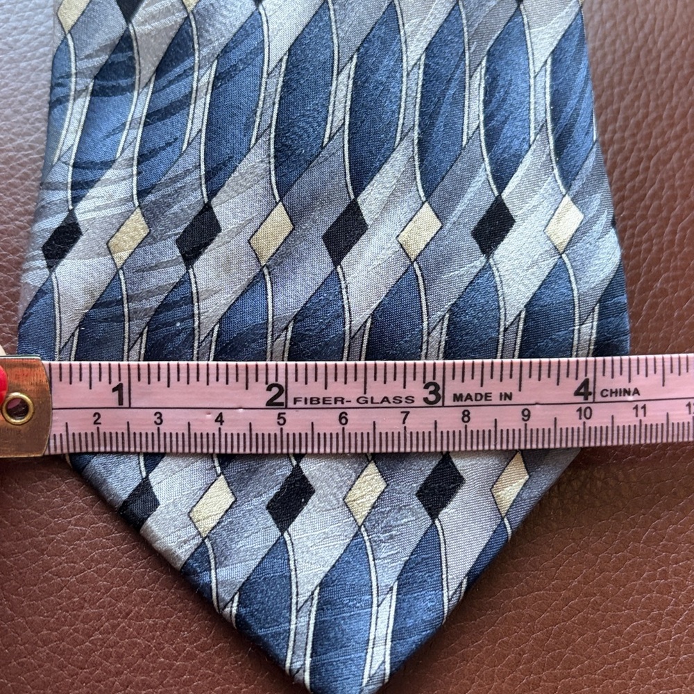 Keith Daniels Vintage Hand Made Silk Tie Geometric Pattern - Picture 2 of 5